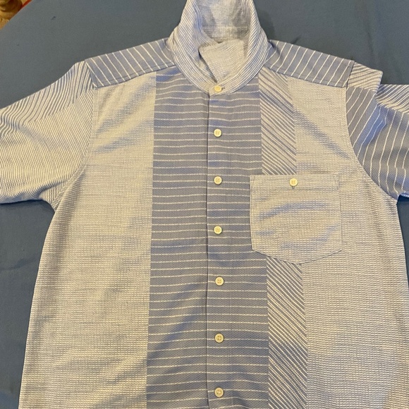 Kennth Cole Boys button down shirt size med - Picture 1 of 3